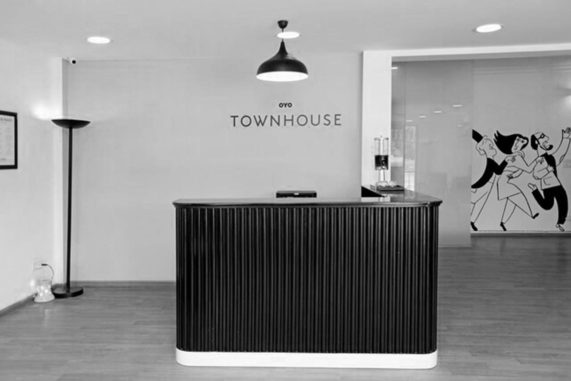 Oyo Townhouse 17 Huda City Center Near Leisure Valley Park Gurgaon Exteriör bild