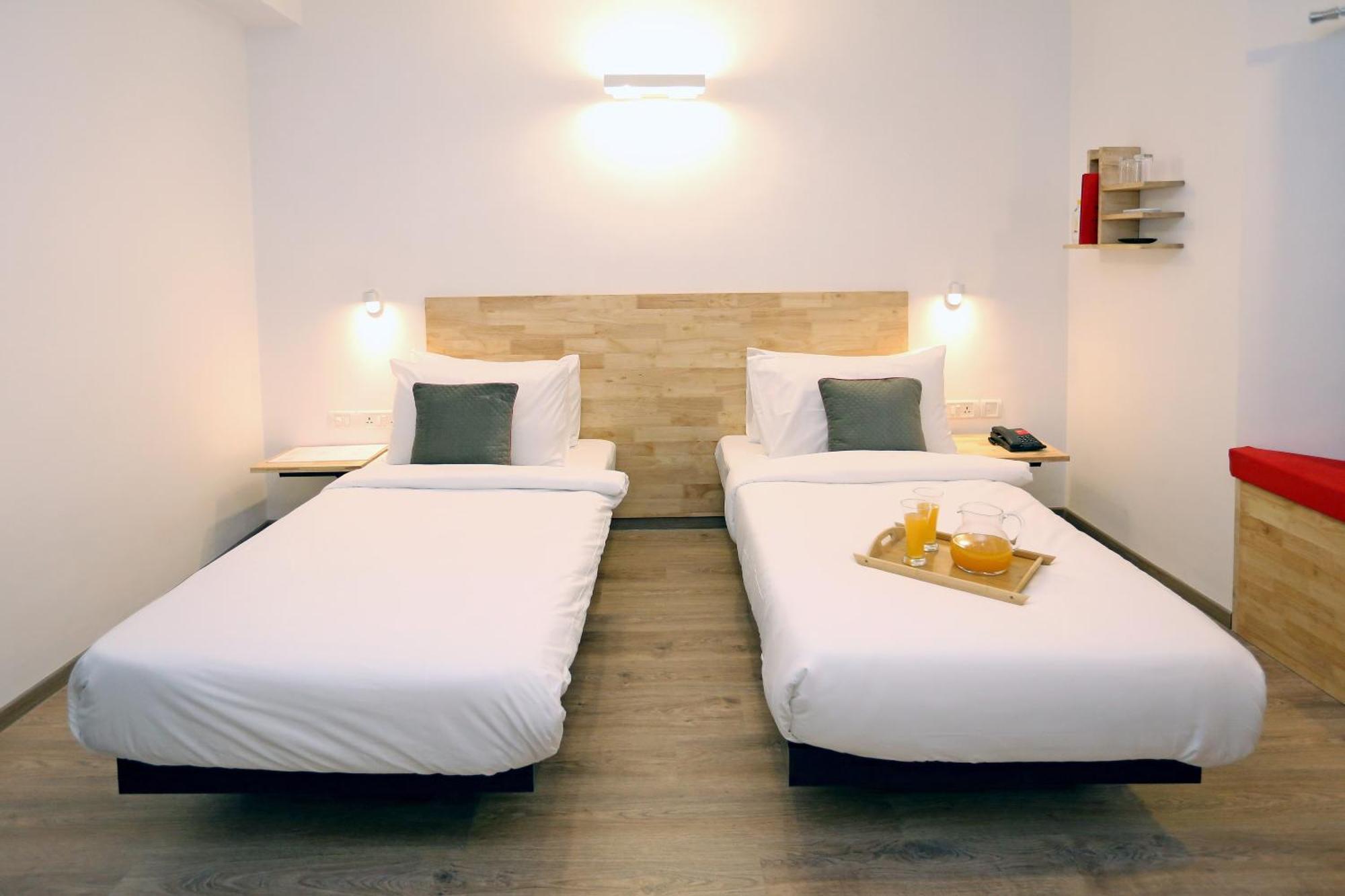 Oyo Townhouse 17 Huda City Center Near Leisure Valley Park Gurgaon Exteriör bild