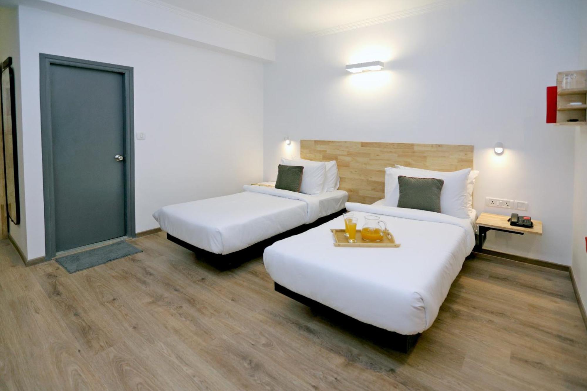 Oyo Townhouse 17 Huda City Center Near Leisure Valley Park Gurgaon Exteriör bild